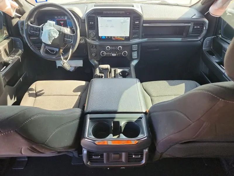2024 FORD F150 XLT  