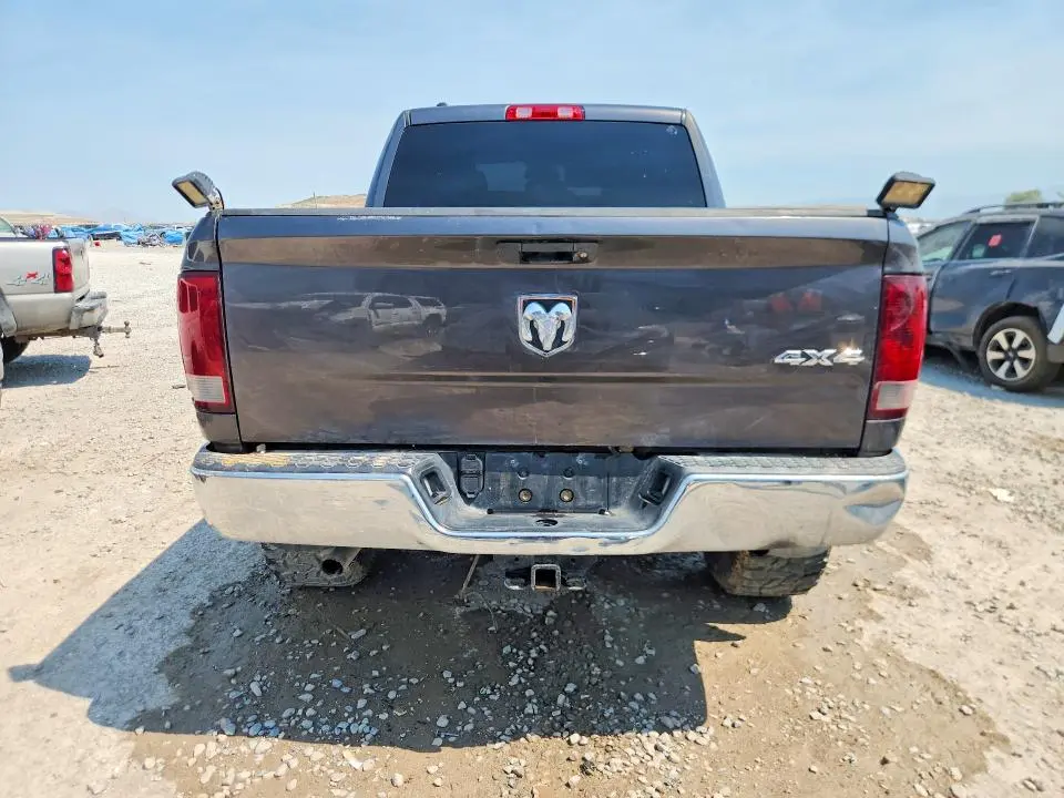 2015 RAM 1500 ST  