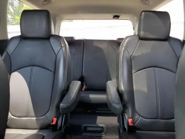 2012 GMC ACADIA SLT-1  