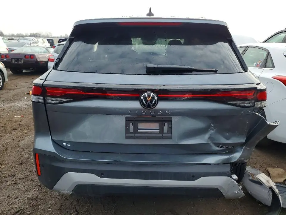 2026 VOLKSWAGEN TIGUAN SE  