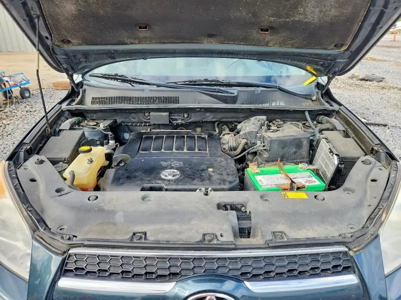 2011 TOYOTA RAV4 LIMITED  
