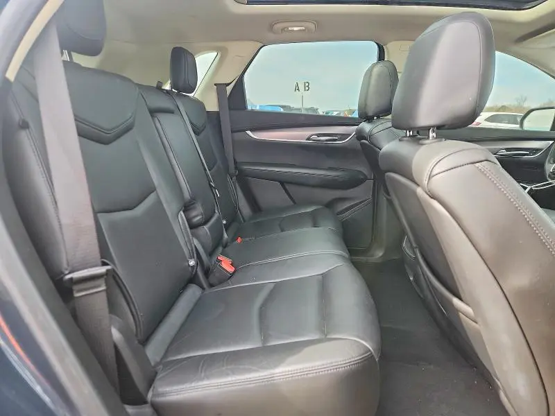 2019 CADILLAC XT5 LUXURY  