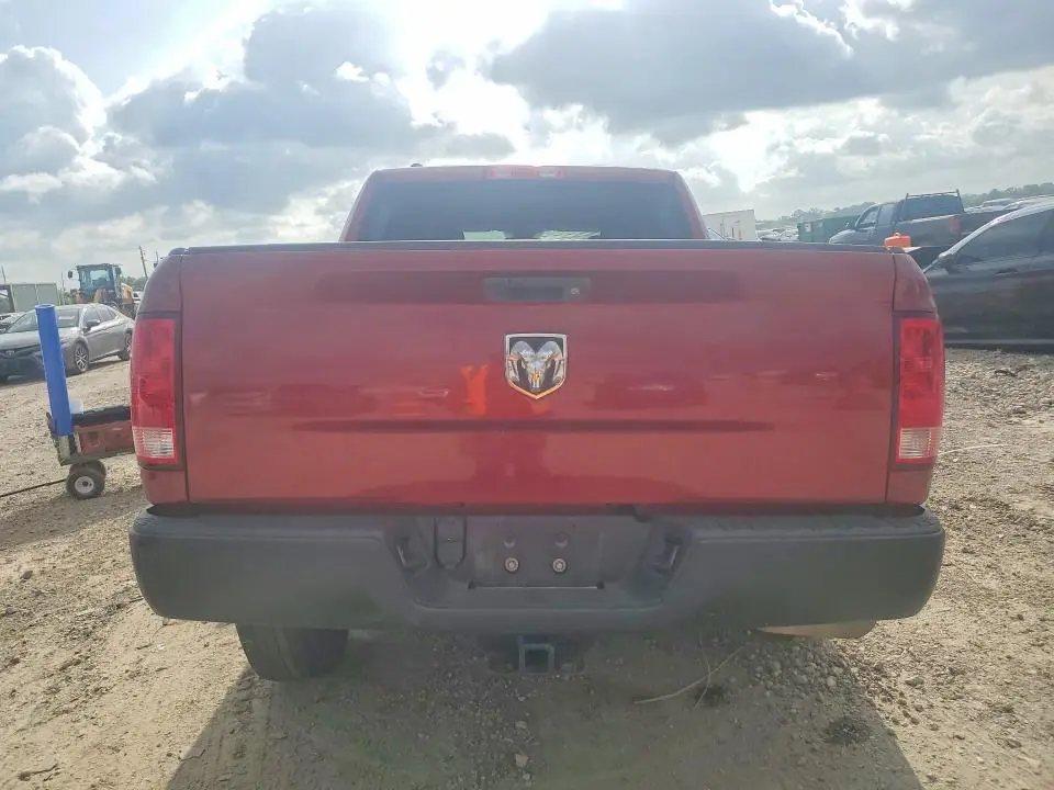 2014 RAM 1500 ST  