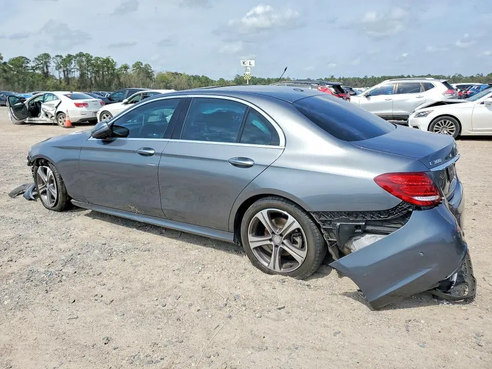 2017 MERCEDES-BENZ E 300  