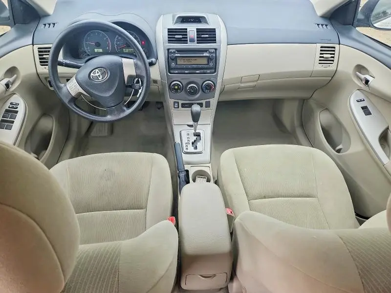 2012 TOYOTA COROLLA LE  