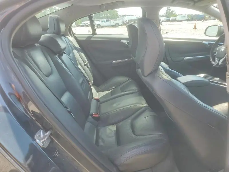 2014 VOLVO S60 T5  