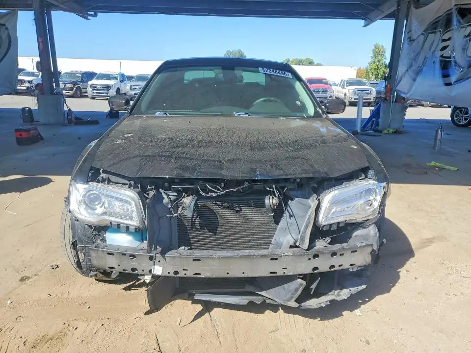 2016 CHRYSLER 300C   