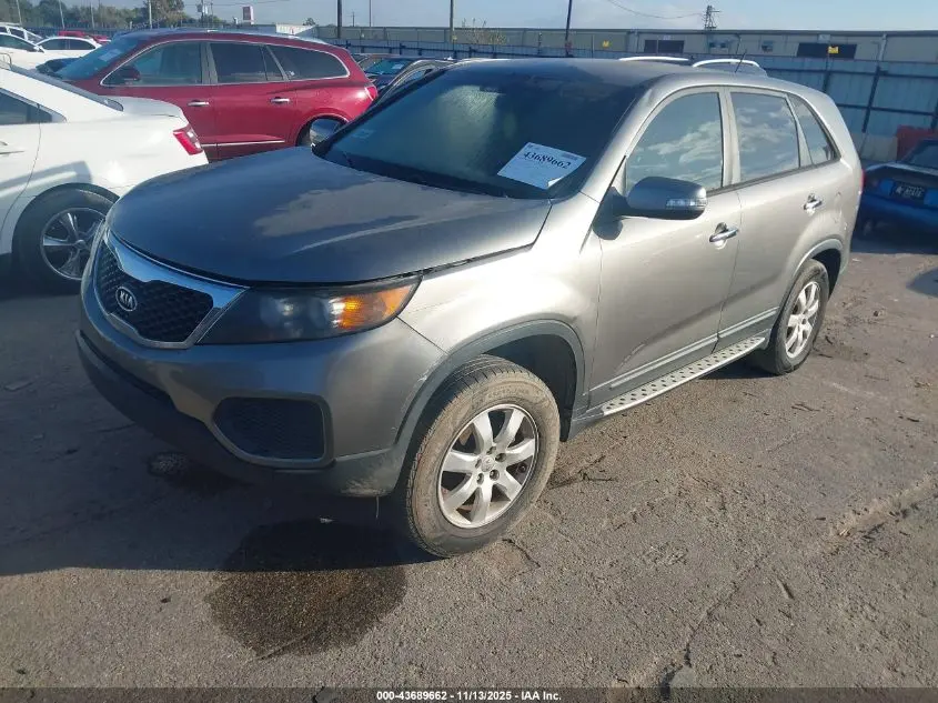 2012 KIA SORENTO LX