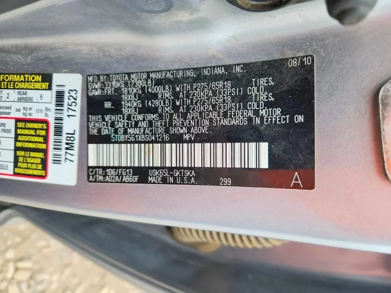 2011 TOYOTA SEQUOIA SR5  