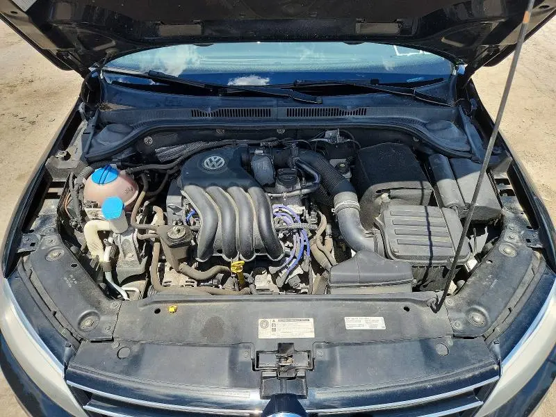 2015 VOLKSWAGEN JETTA BASE  
