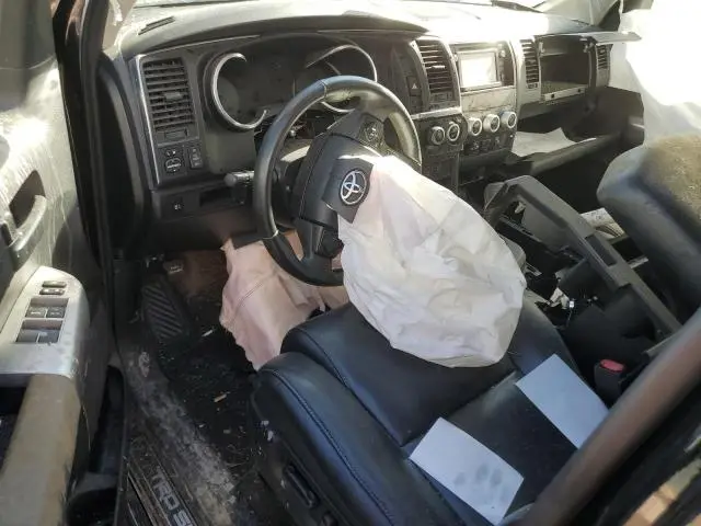 2019 TOYOTA SEQUOIA SR5  