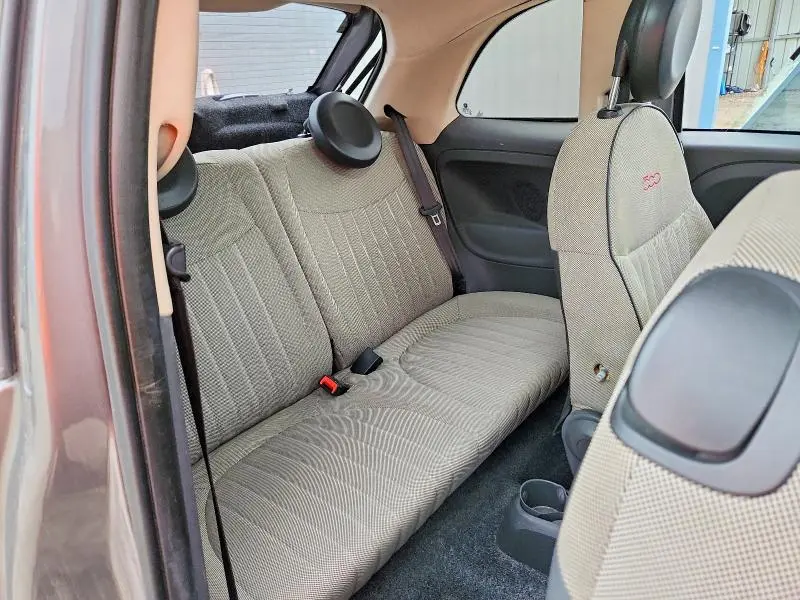 2012 FIAT 500 LOUNGE  