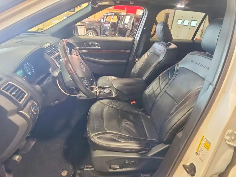 2019 FORD EXPLORER PLATINUM  