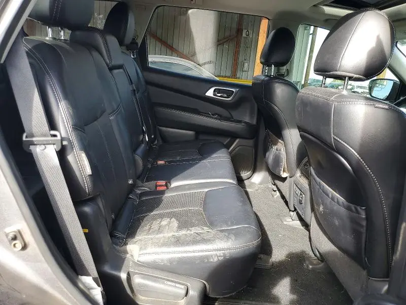 2019 NISSAN PATHFINDER S  