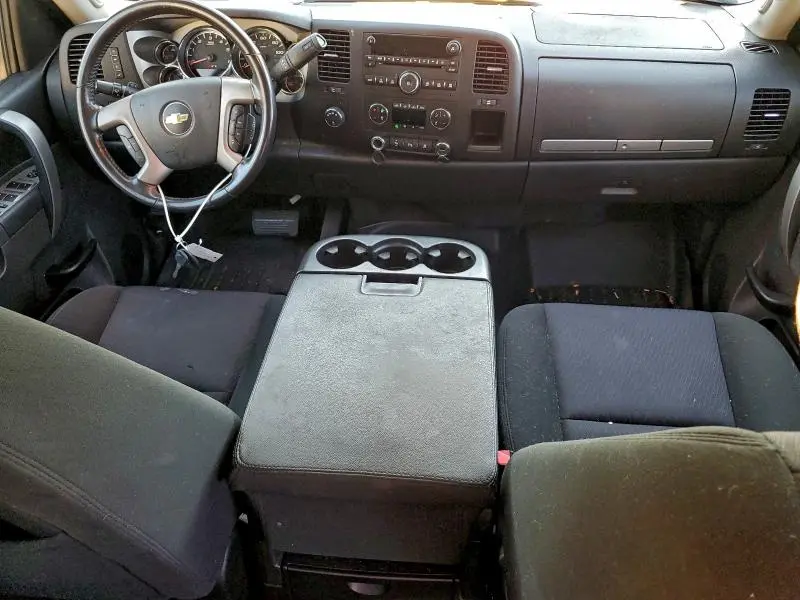 2011 CHEVROLET SILVERADO K1500 LT  