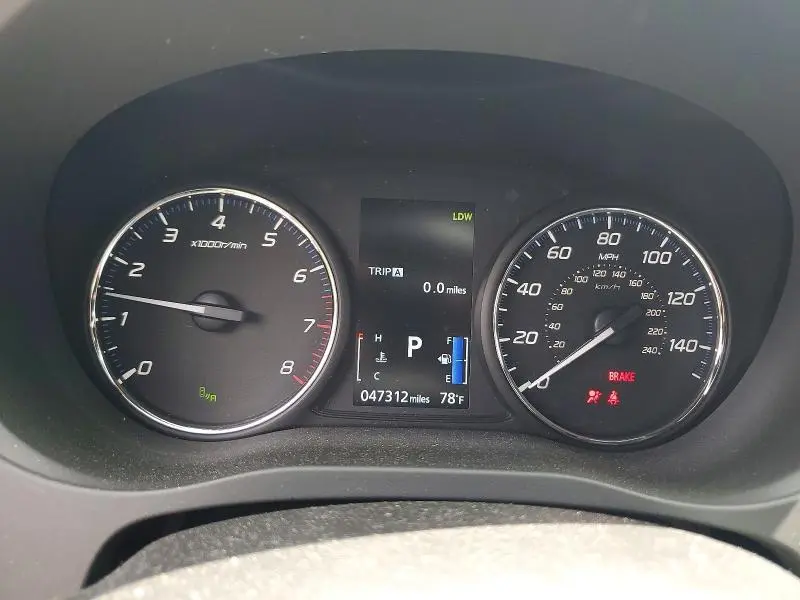 2020 MITSUBISHI OUTLANDER SE  