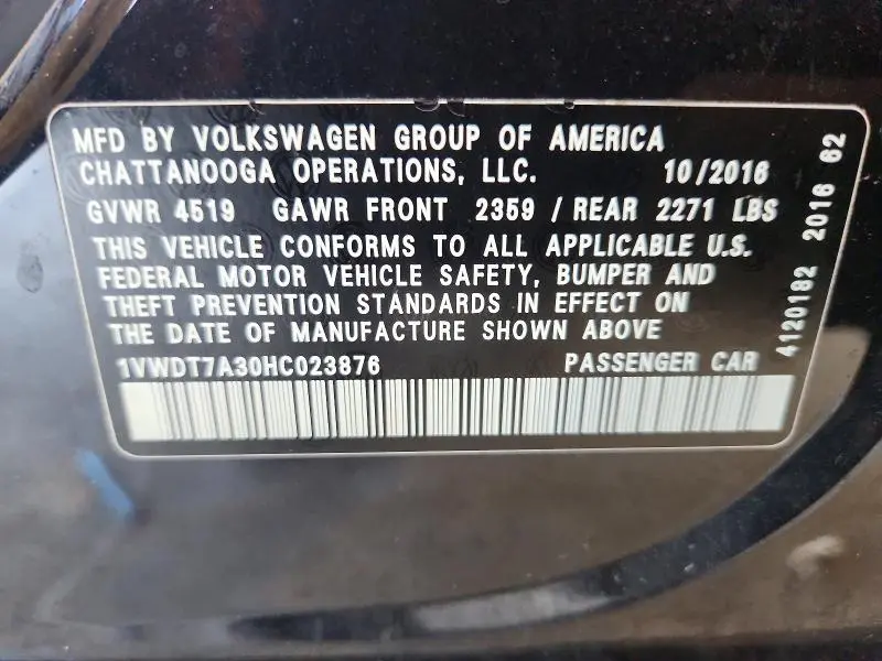 2017 VOLKSWAGEN PASSAT R-LINE  