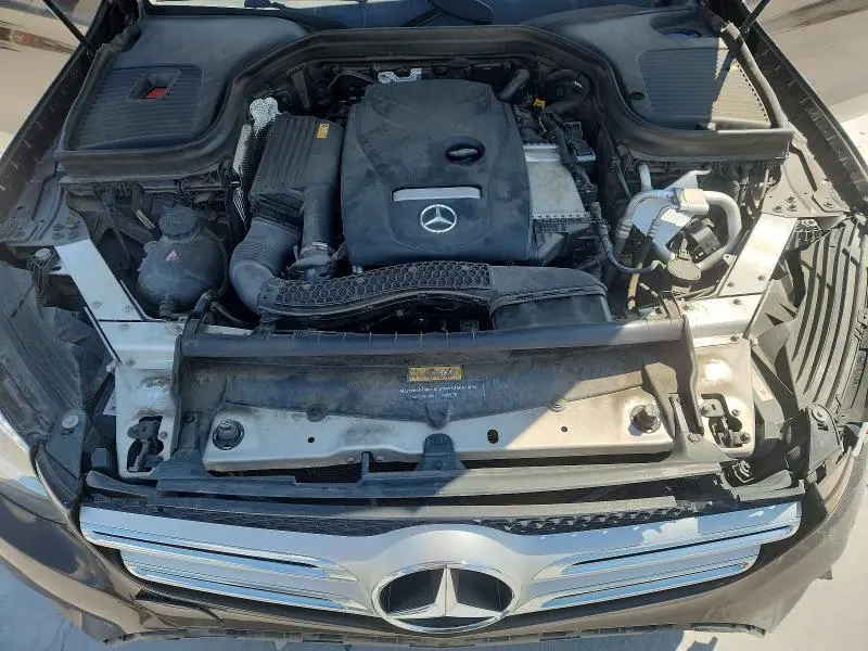 2018 MERCEDES-BENZ GLC 300  