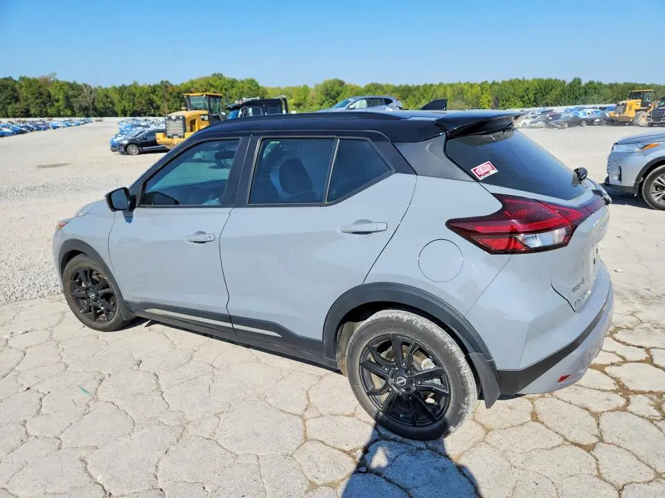 2022 NISSAN KICKS SR  