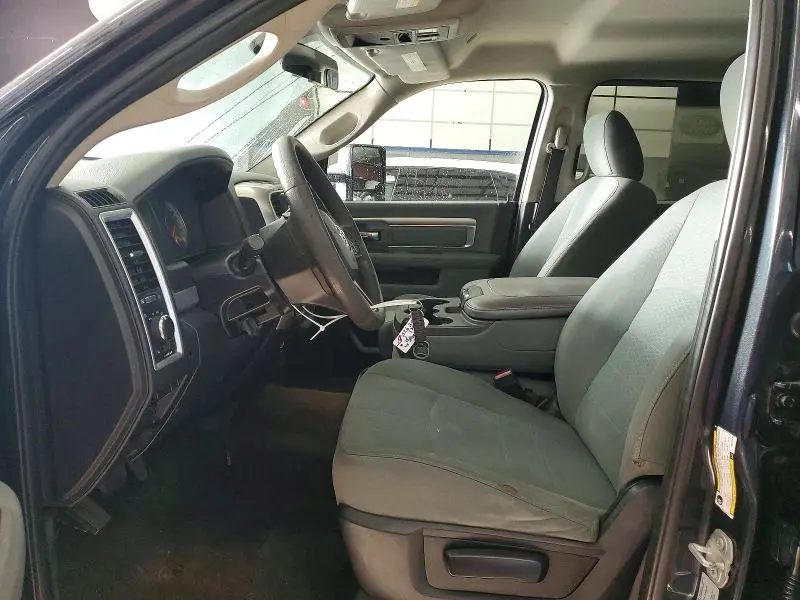 2017 RAM 2500 SLT  
