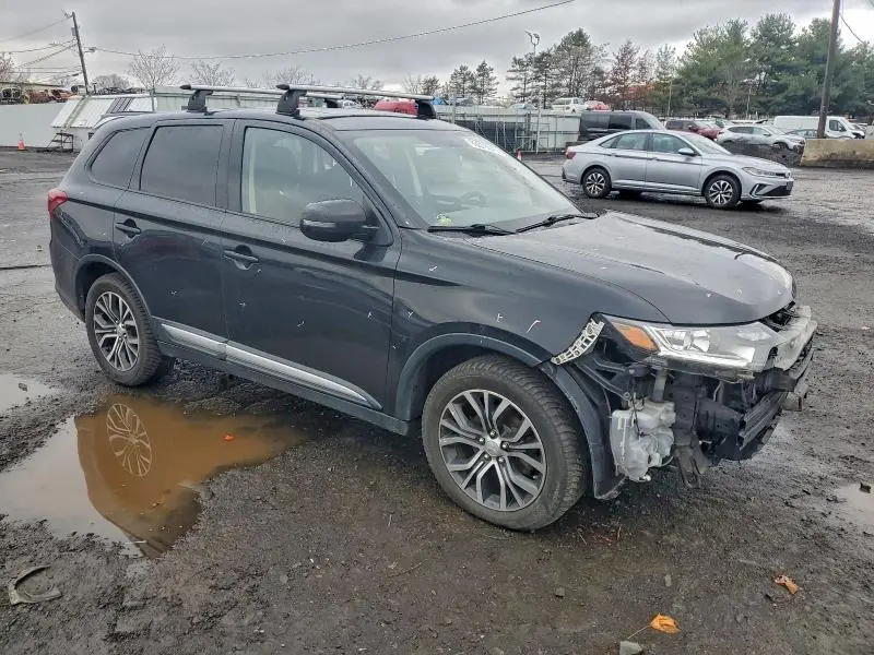 2018 MITSUBISHI OUTLANDER SE  