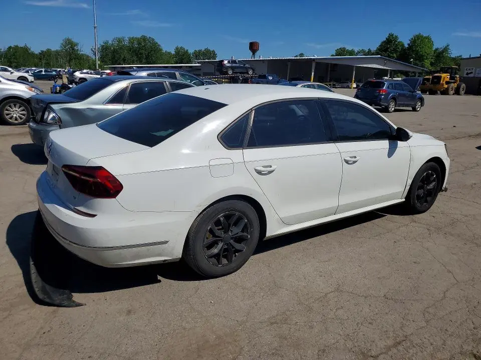 2018 VOLKSWAGEN PASSAT S  