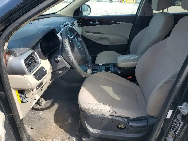 2017 KIA SORENTO LX  