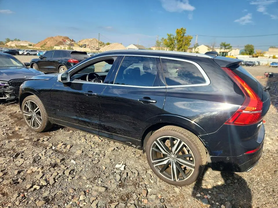 2019 VOLVO XC60 T6 R-DESIGN  