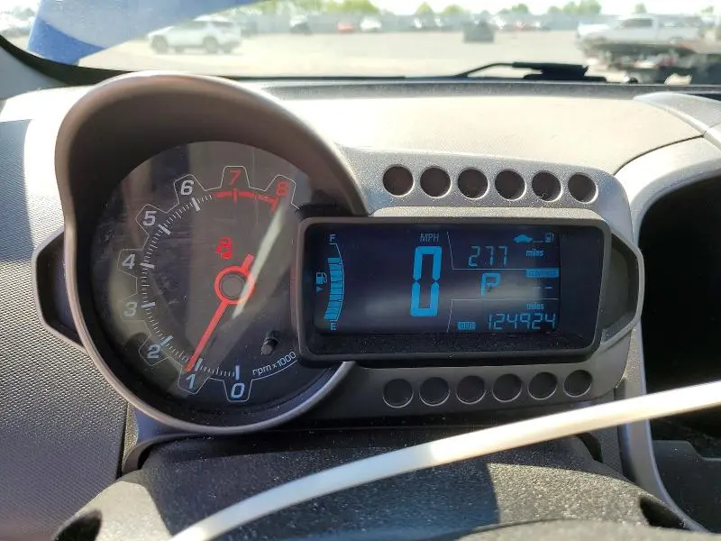 2016 CHEVROLET SONIC LT  