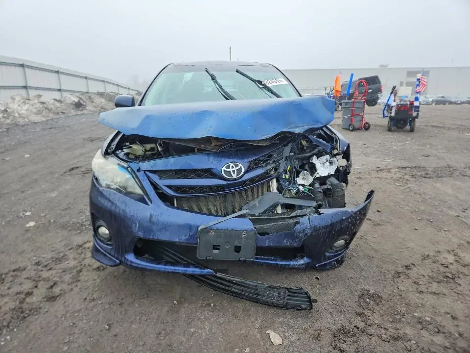 2011 TOYOTA COROLLA S  