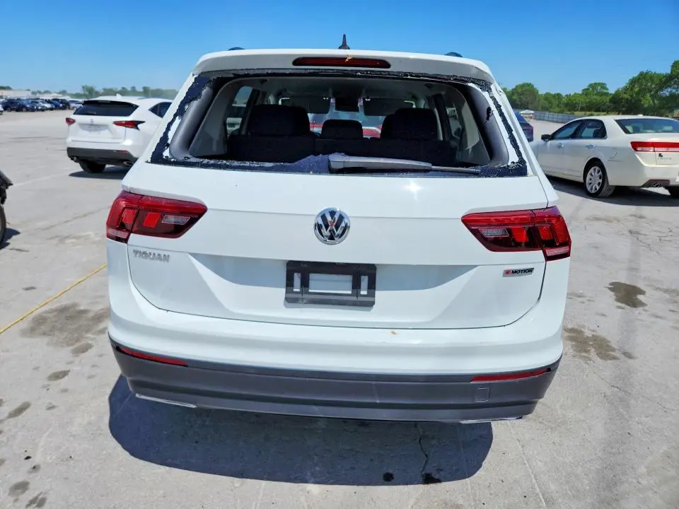 2021 VOLKSWAGEN TIGUAN S  