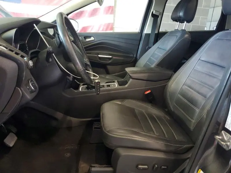 2017 FORD ESCAPE TITANIUM  