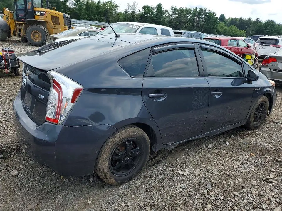 2015 TOYOTA PRIUS TWO  