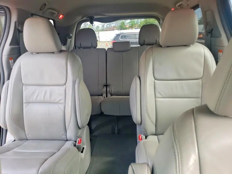 2017 TOYOTA SIENNA XLE 7-PASSENGER  