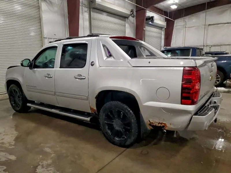 2013 CHEVROLET AVALANCHE LT  