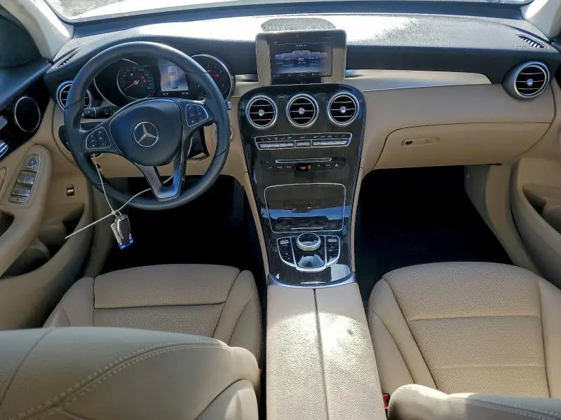 2018 MERCEDES-BENZ GLC 300  