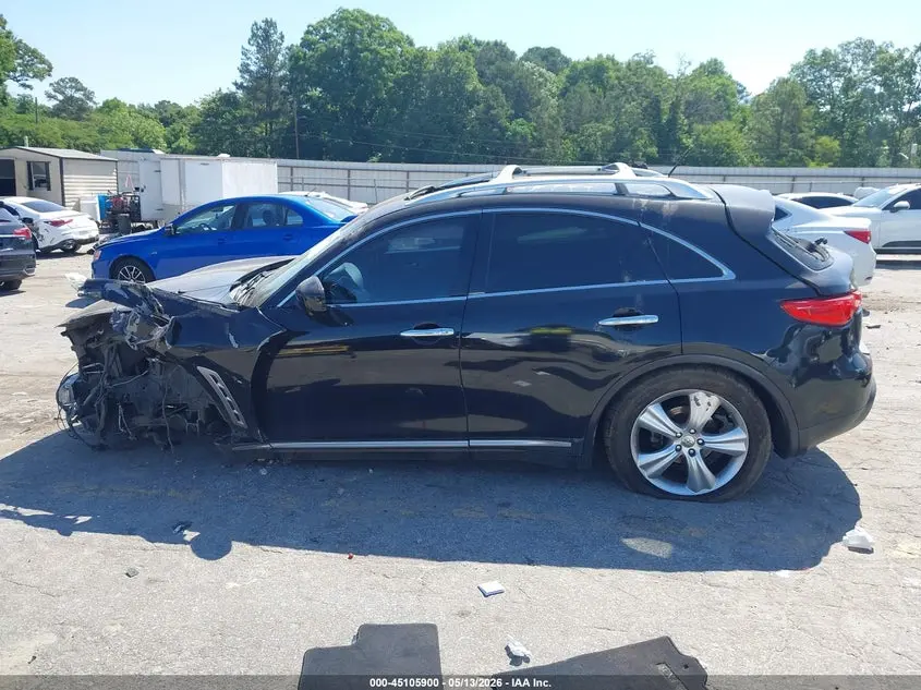 2011 INFINITI FX35  