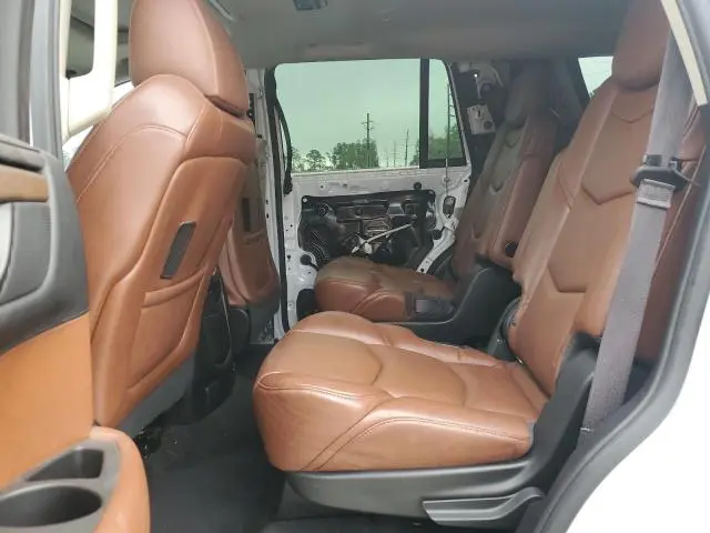 2016 CADILLAC ESCALADE LUXURY  