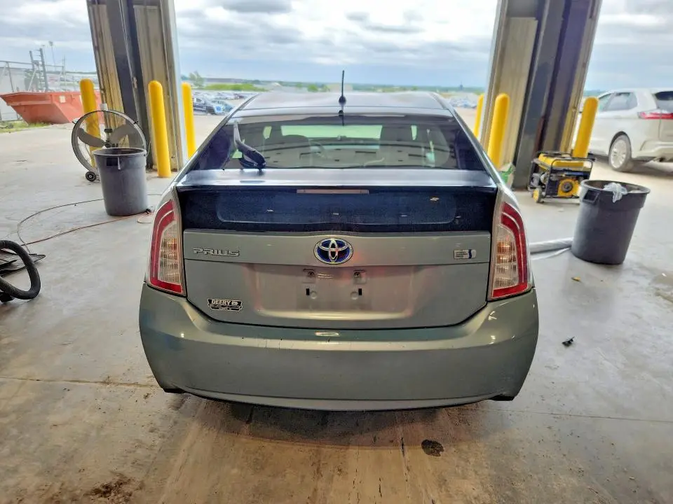 2013 TOYOTA PRIUS TWO  