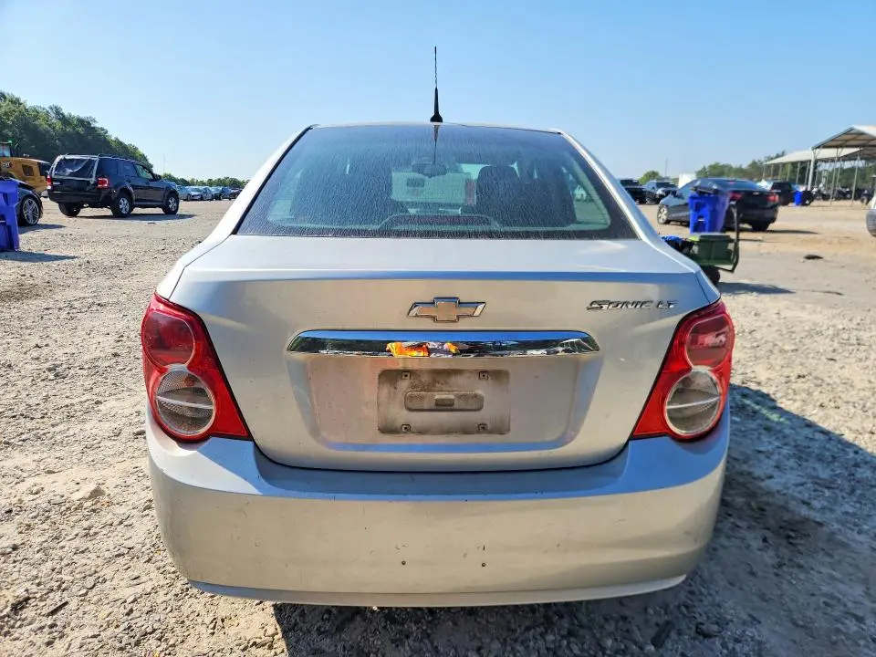 2014 CHEVROLET SONIC LT  