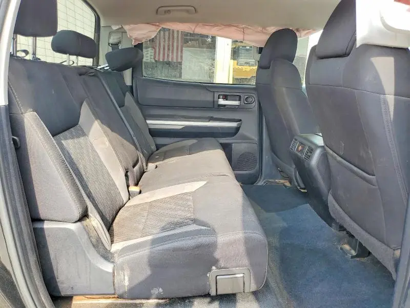 2014 TOYOTA TUNDRA CREWMAX SR5  