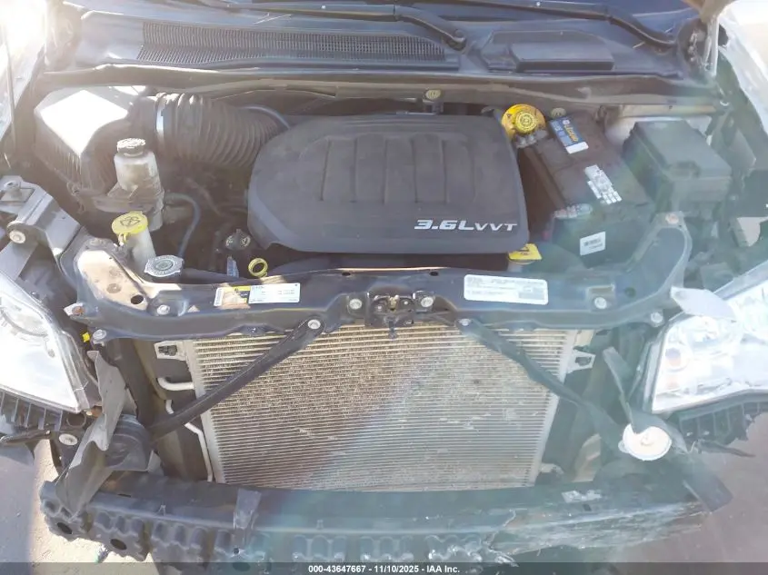 2016 CHRYSLER TOWN & COUNTRY TOURING-L ANNIVERSARY EDITION