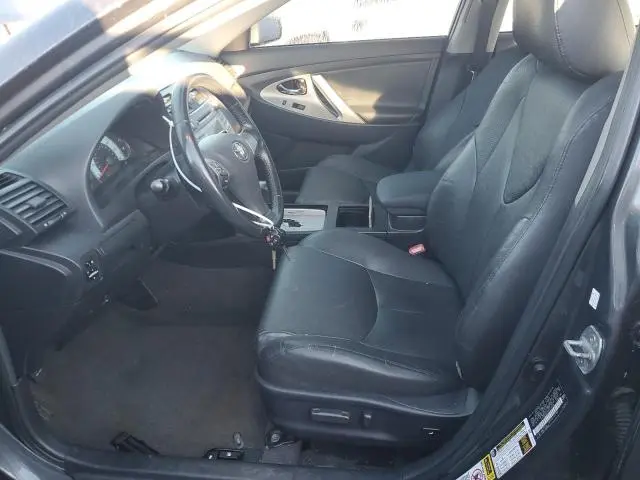 2010 TOYOTA CAMRY SE  