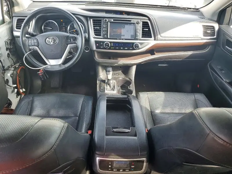 2016 TOYOTA HIGHLANDER LIMITED  