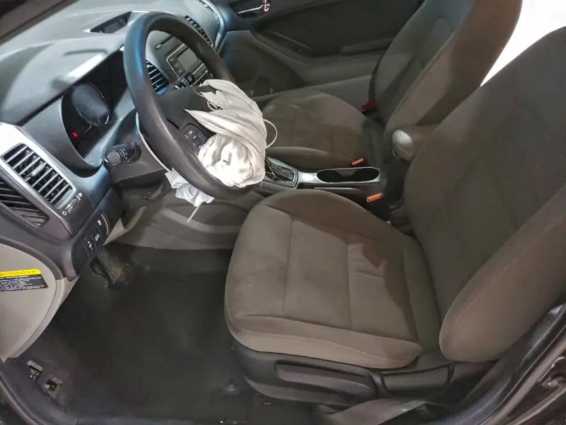 2015 KIA FORTE LX  