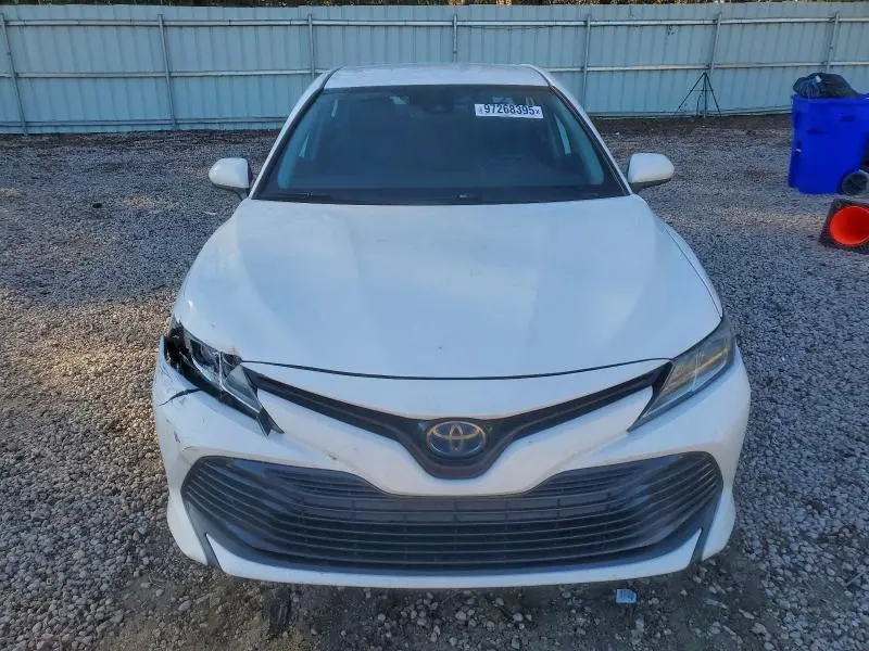2019 TOYOTA CAMRY LE  
