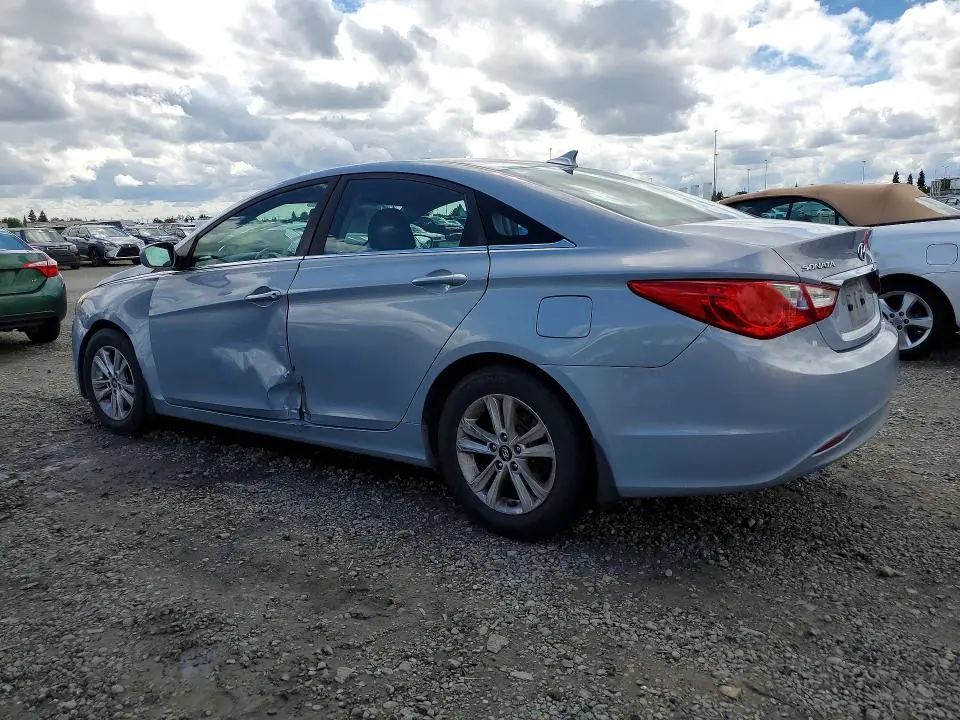 2011 HYUNDAI SONATA GLS  