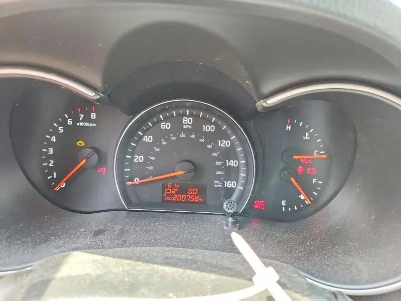2014 KIA SORENTO LX  