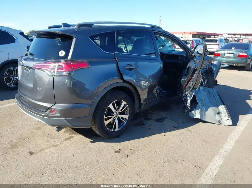 2018 TOYOTA RAV4 XLE