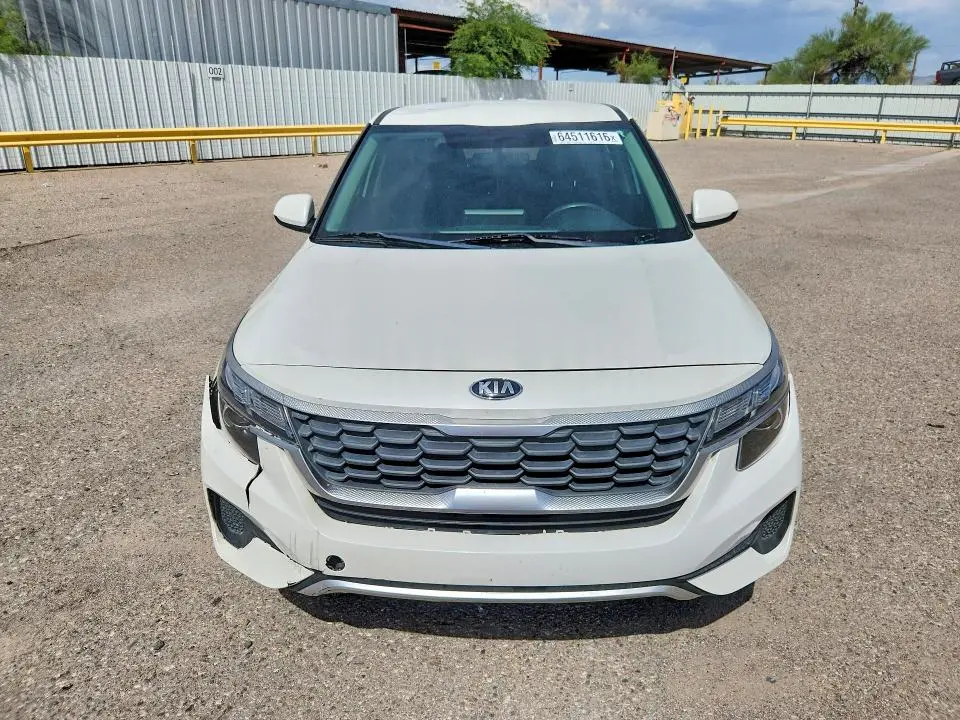 2021 KIA SELTOS LX  